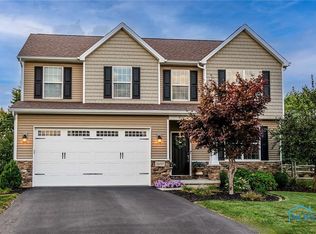 26747 Basswood Dr, Perrysburg, OH 43551