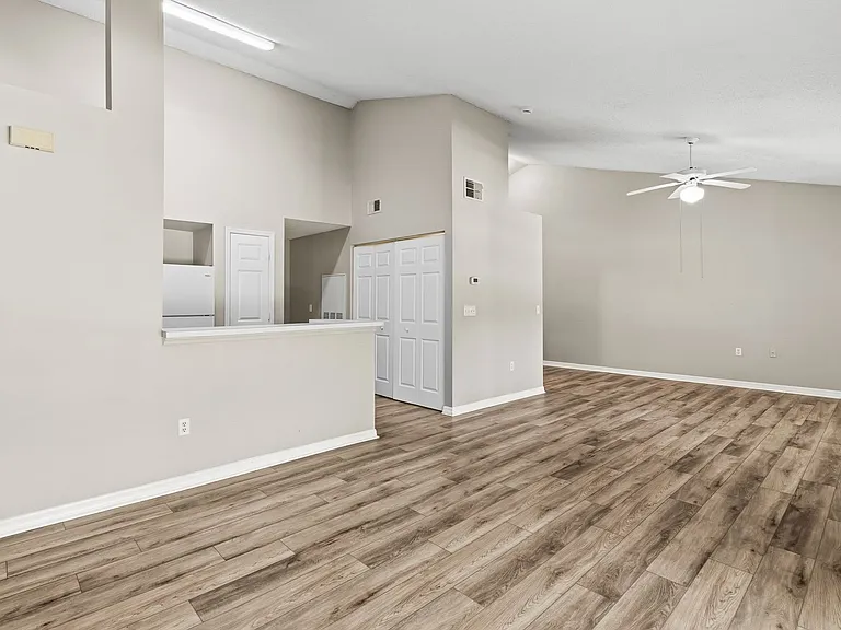 10000 SW 52nd Ave #159 — Photo 19