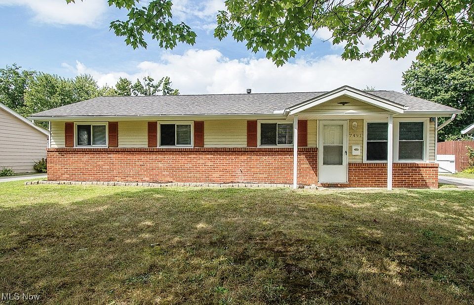 1st image of 7491 Manor Dr