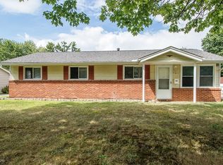 7491 Manor Dr, Mentor On The Lake, OH 44060