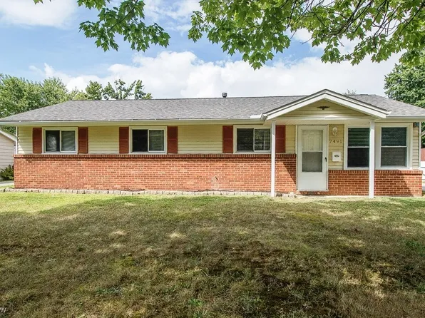7491 Manor Dr, Mentor On The Lake, OH 44060