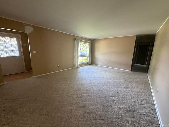 3rd image of 2008 Arapahoe Dr