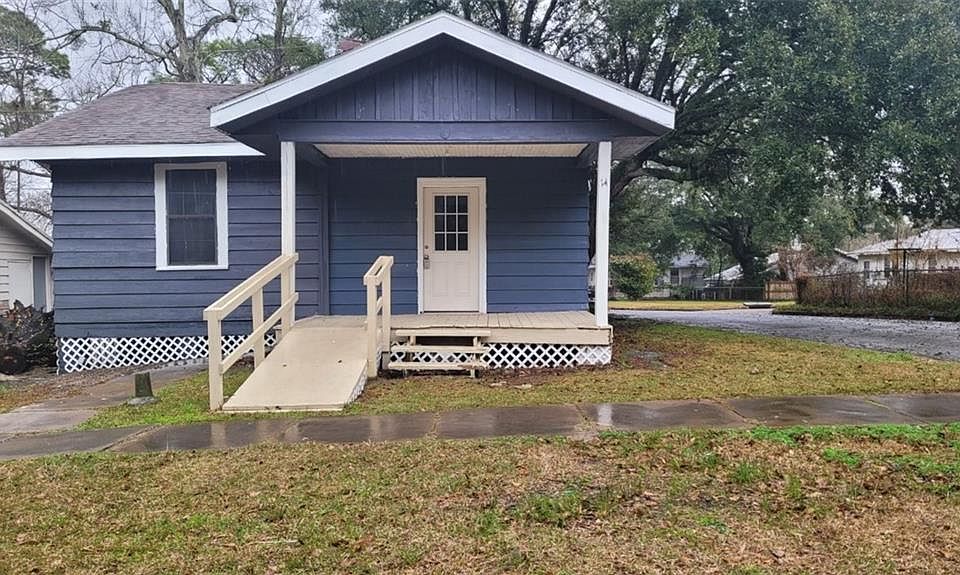 14 Southern St, Chickasaw, AL 36611 MLS 7053391 Zillow