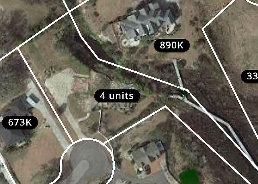2nd image of 111 Magens Ct E