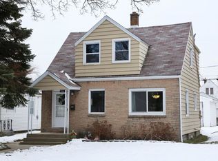 3761 S 18th St, Milwaukee, WI 53221