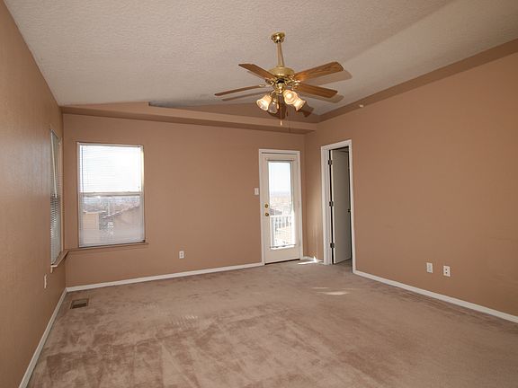 5th image of 9009 Vistas Dr NE