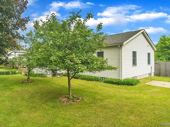 5th image of 4944 Maycrest Dr