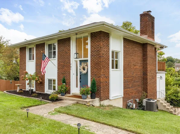 741 Robin Ln, Villa Hills, KY 41017