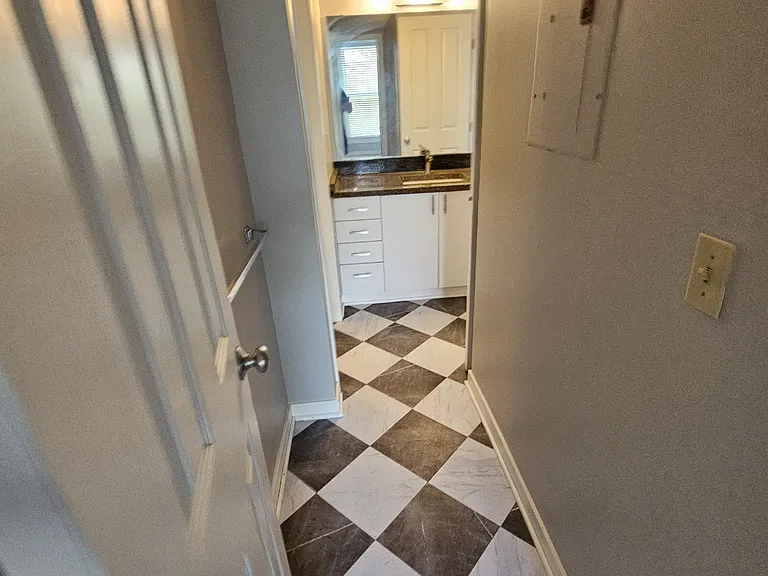 112 W Washington Blvd #328 — Photo 9