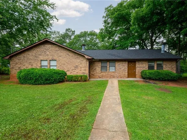 113 Tanglewood Dr #B, Monroe, GA 30656