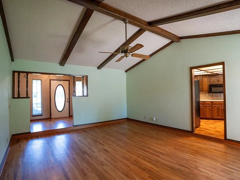 2221 W Memphis Pl — Photo 18
