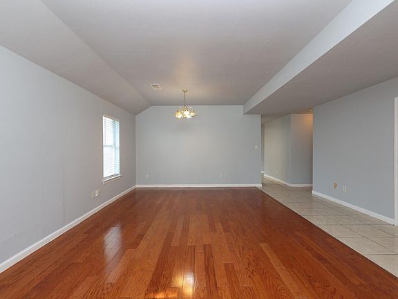 5th image of 7430 Pouter Dr