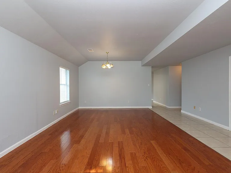 7430 Pouter Dr — Photo 5