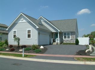 1033 Sloan St, Lititz, PA 17543