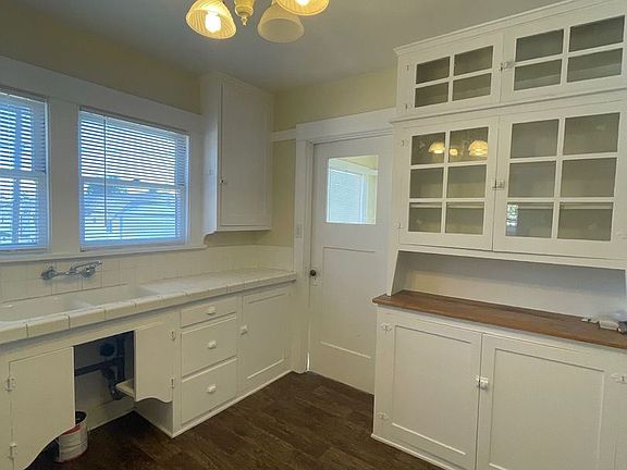 5th image of 6331 Painter Ave #2A
