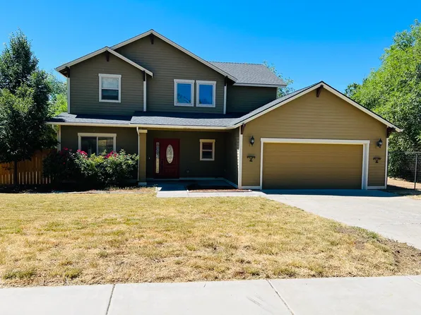 7530 Andrew Dr, Klamath Falls, OR 97603