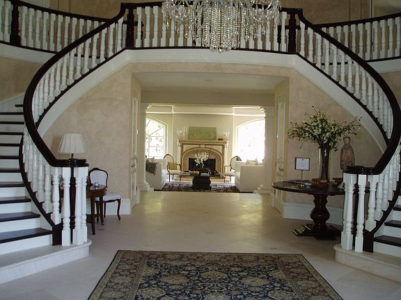 Dbl winding staircase foyer