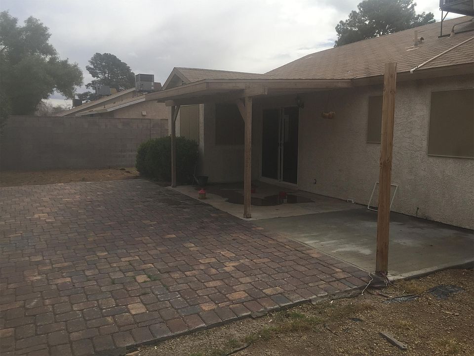 2nd image of 5812 La Jolla Way