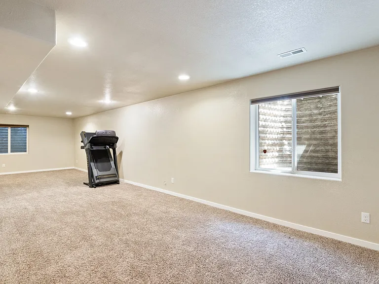 10423 Abrams Dr — Photo 20