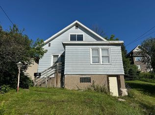 1318 E 11th St, Duluth, MN 55805