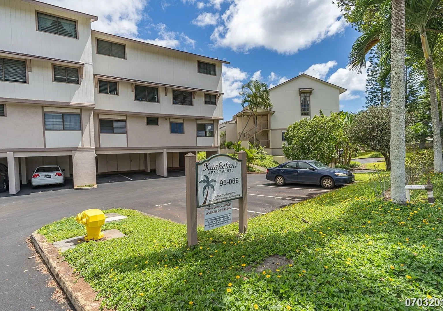 Kuahelani Apts 2-bdrm, 2.5 bath, 2 parking with storage unit in Mililani — Photo 1