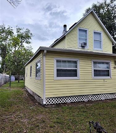 2nd image of 1121 Maryland Ave