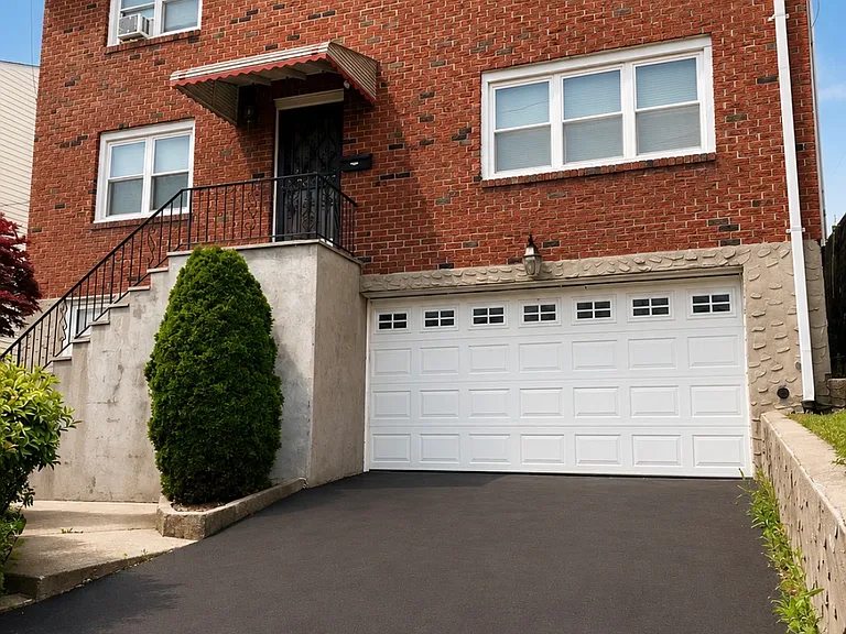 61 Mansion Ave #2 — Photo 16