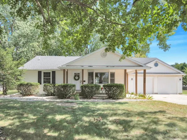 830 W River St, Bourbonnais, IL 60914