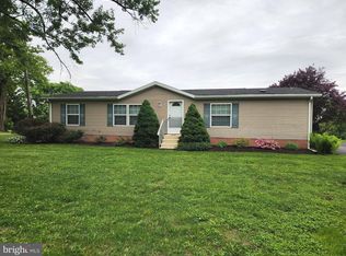 1207 Mount Gretna Rd, Elizabethtown, PA 17022