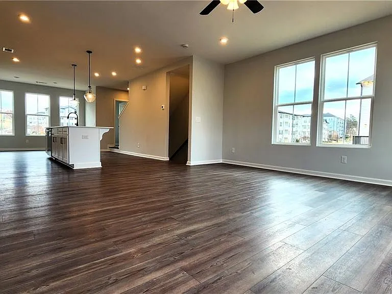 800 Cameron Trl — Photo 15