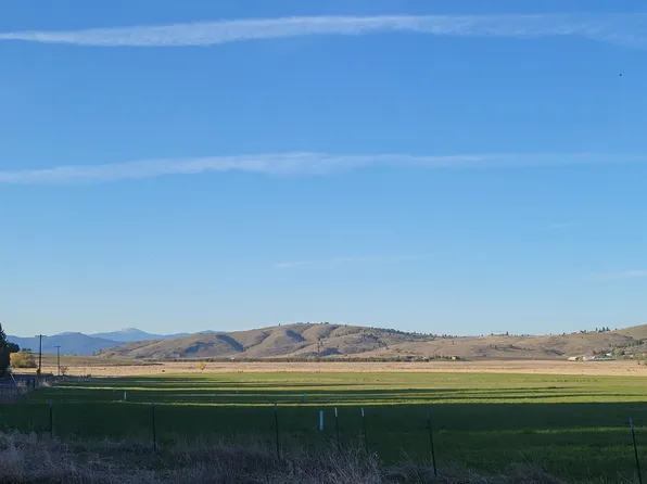 5017 S Saltese Lake Rd, Greenacres, WA 99016