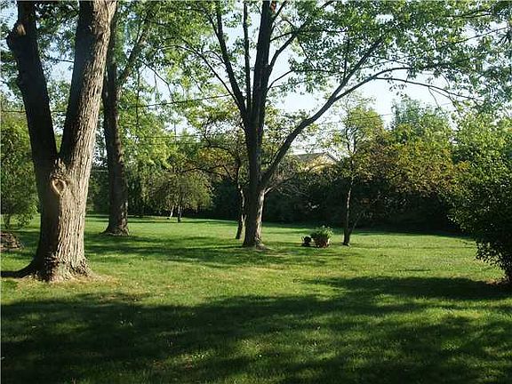 2nd image of 4208 Mayfair Ct N