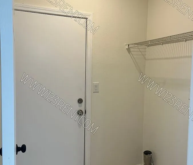 5640 W Avenue L4 — Photo 9