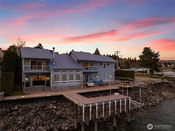 605 Manson Boulevard, Manson, WA 98831