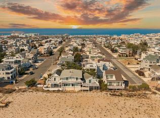 1 E 10th St, Beach Haven, NJ 08008