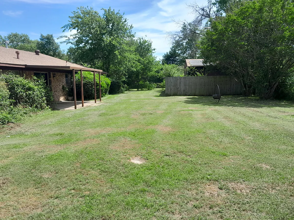 Building Photo - 7508 Carol Dr