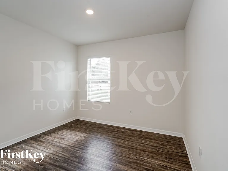 3008 Blakert Ct — Photo 13