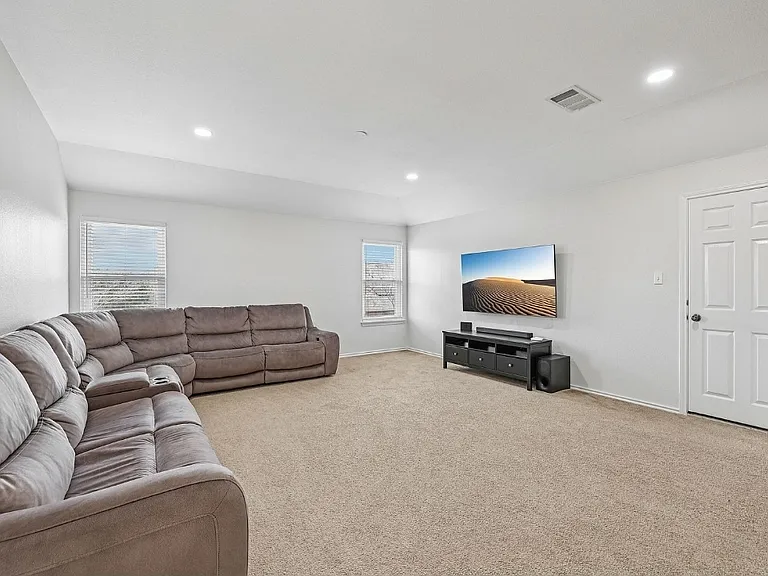 18712 Deep Water Dr — Photo 13