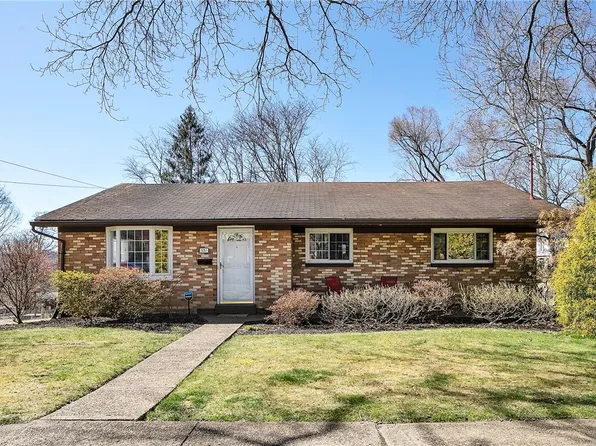 531 9th St, Oakmont, PA 15139