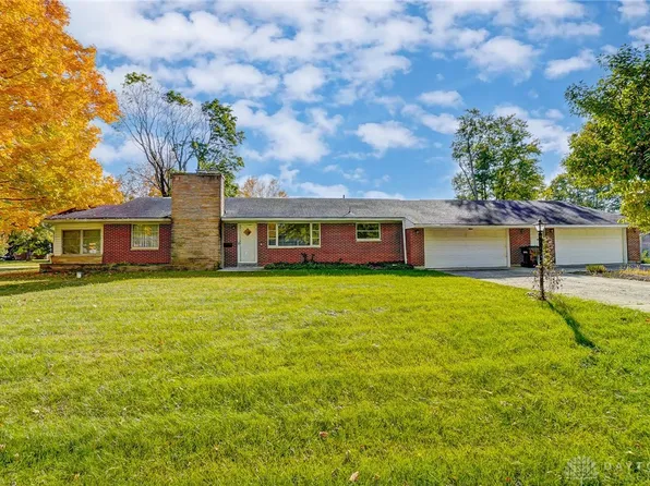 3599 Ceylon Cir, Dayton, OH 45430