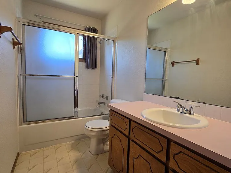 1007 Mullein Dr — Photo 9