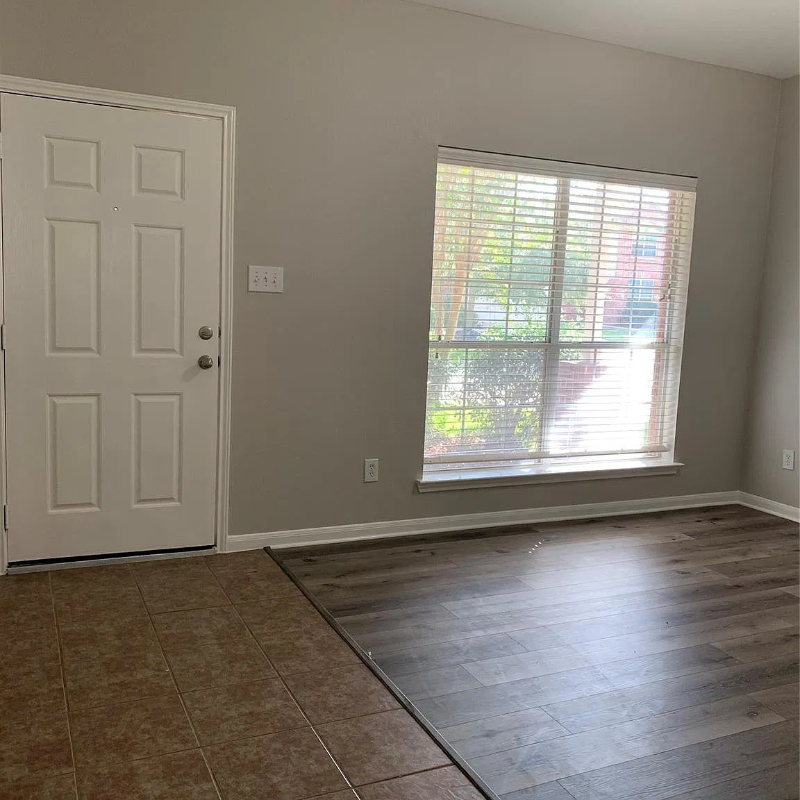 3 bed, 2.0 bath, $2,000 — Photo 3