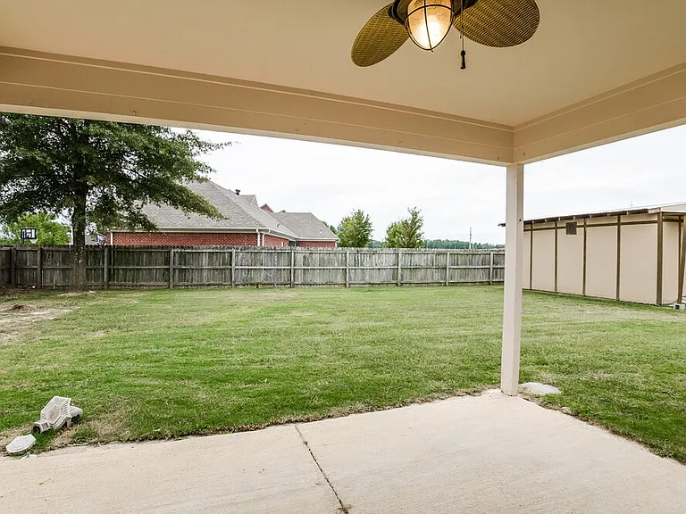 2717 Baird Dr — Photo 15