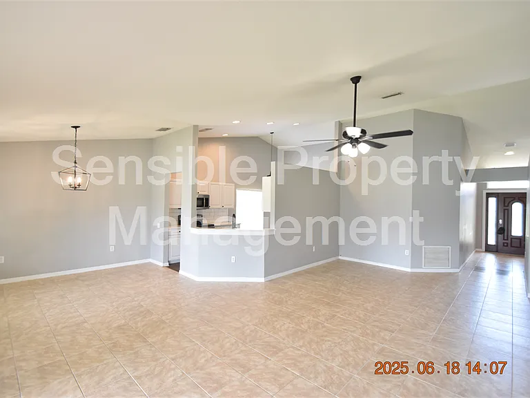 5627 War Admiral Dr — Photo 6