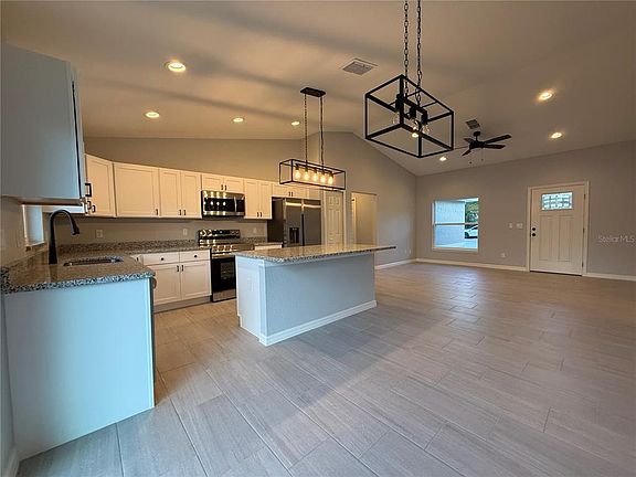 3rd image of 6022 SW 206th Ave