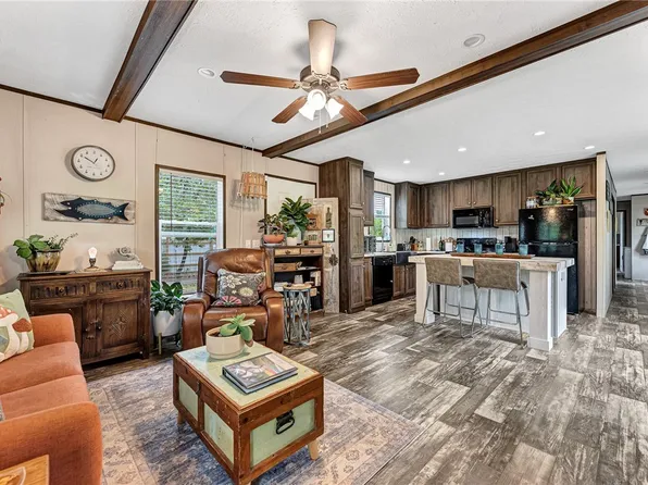 2948 Madison St #8350, Huntsville, AR 72740