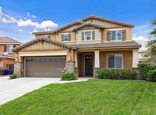 16334 River Glen Ln, Fontana, CA 92336