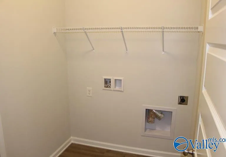 127 Saddle St — Photo 20