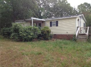 977 Nursery Rd, Little Mountain, SC 29108