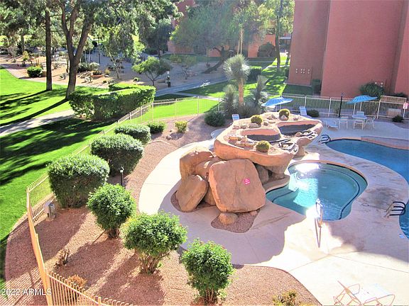 5th image of 12222 N PARADISE VILLAGE Parkway #215